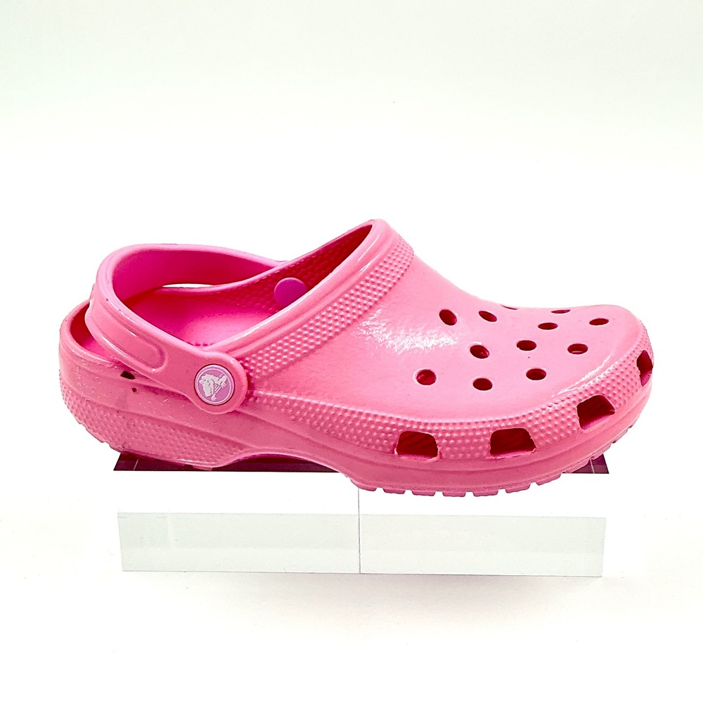 Crocs Girls Size 5 Classic Clog Pink Slip On Water Friendly NEW Kids $40